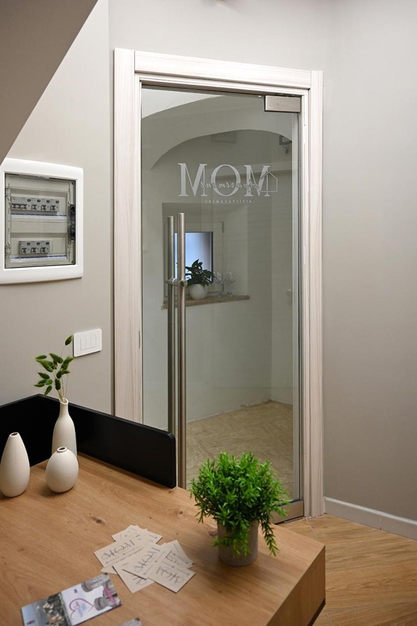 Mom Apartment Rooms&Suites تيفولي المظهر الخارجي الصورة
