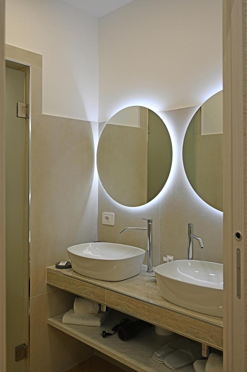 Mom Apartment Rooms&Suites تيفولي المظهر الخارجي الصورة